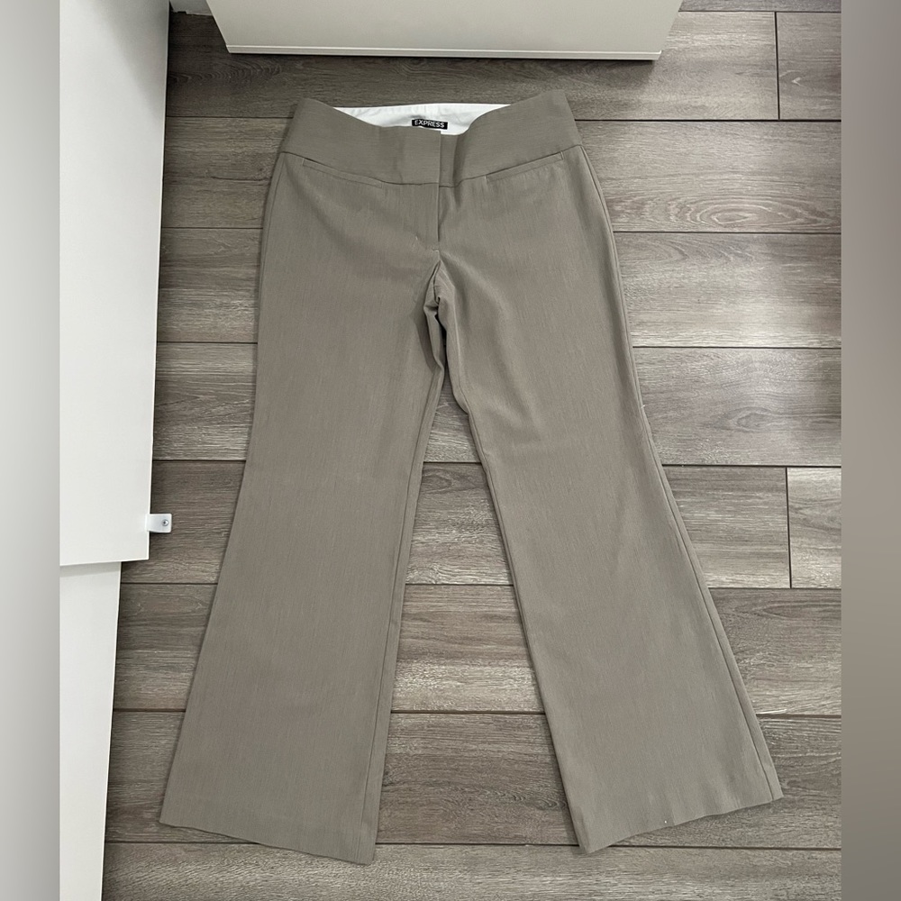 Express woman office pants size 4short
